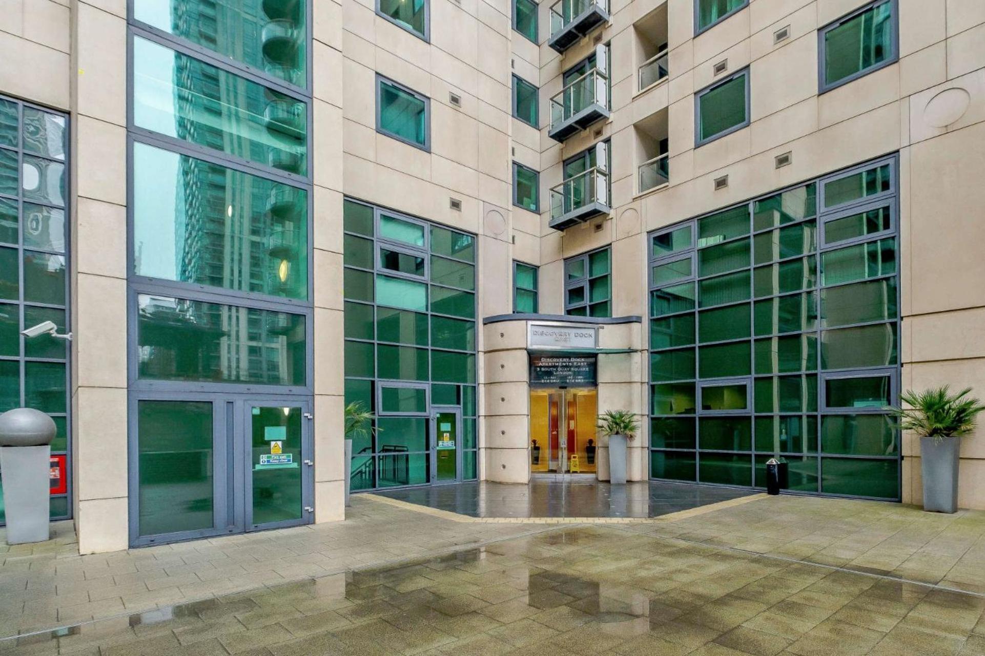 Waterfront Apartament Londra