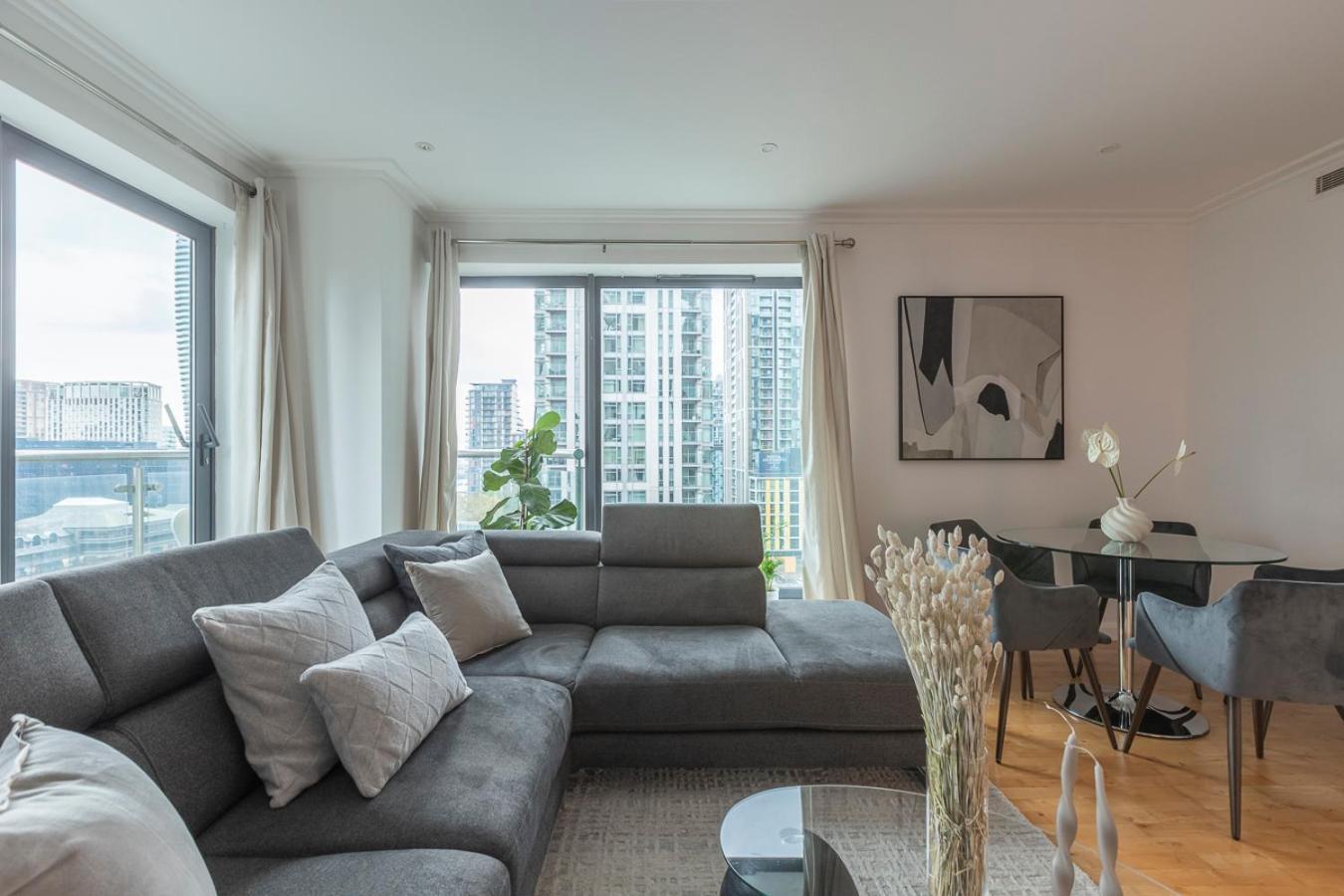 Waterfront Apartament Londra