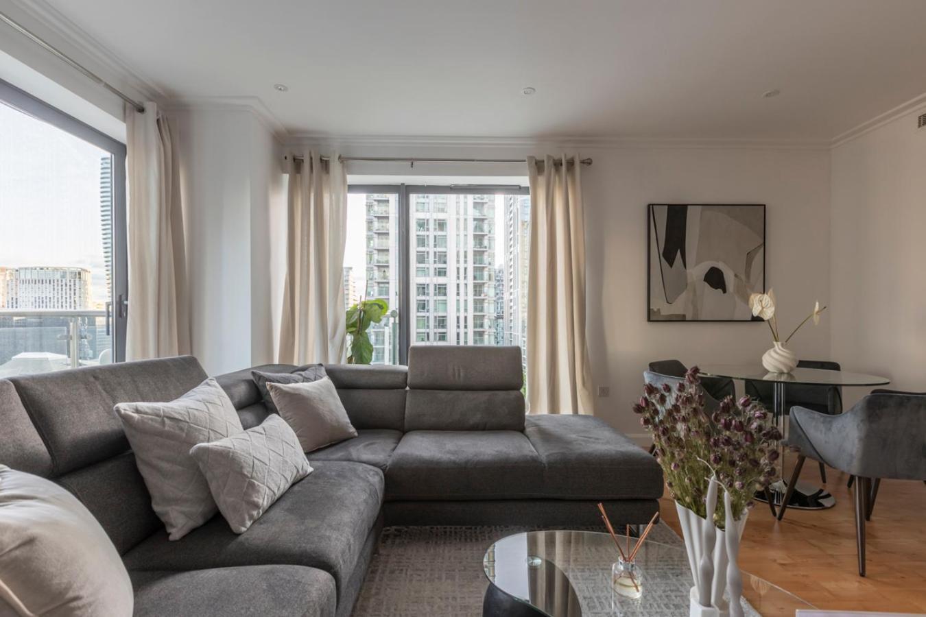 Waterfront Apartament Londra