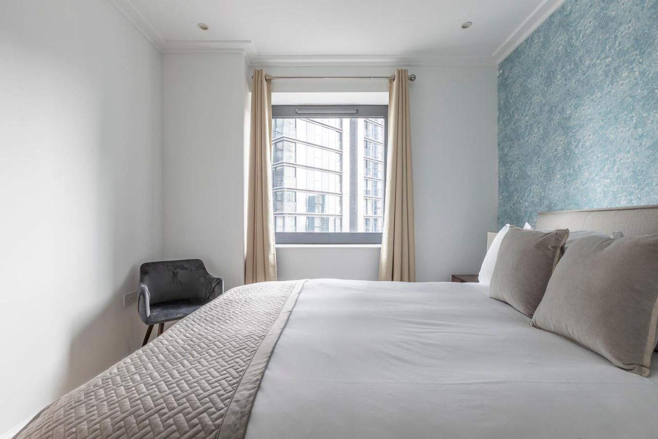 Apartament Waterfront Londra