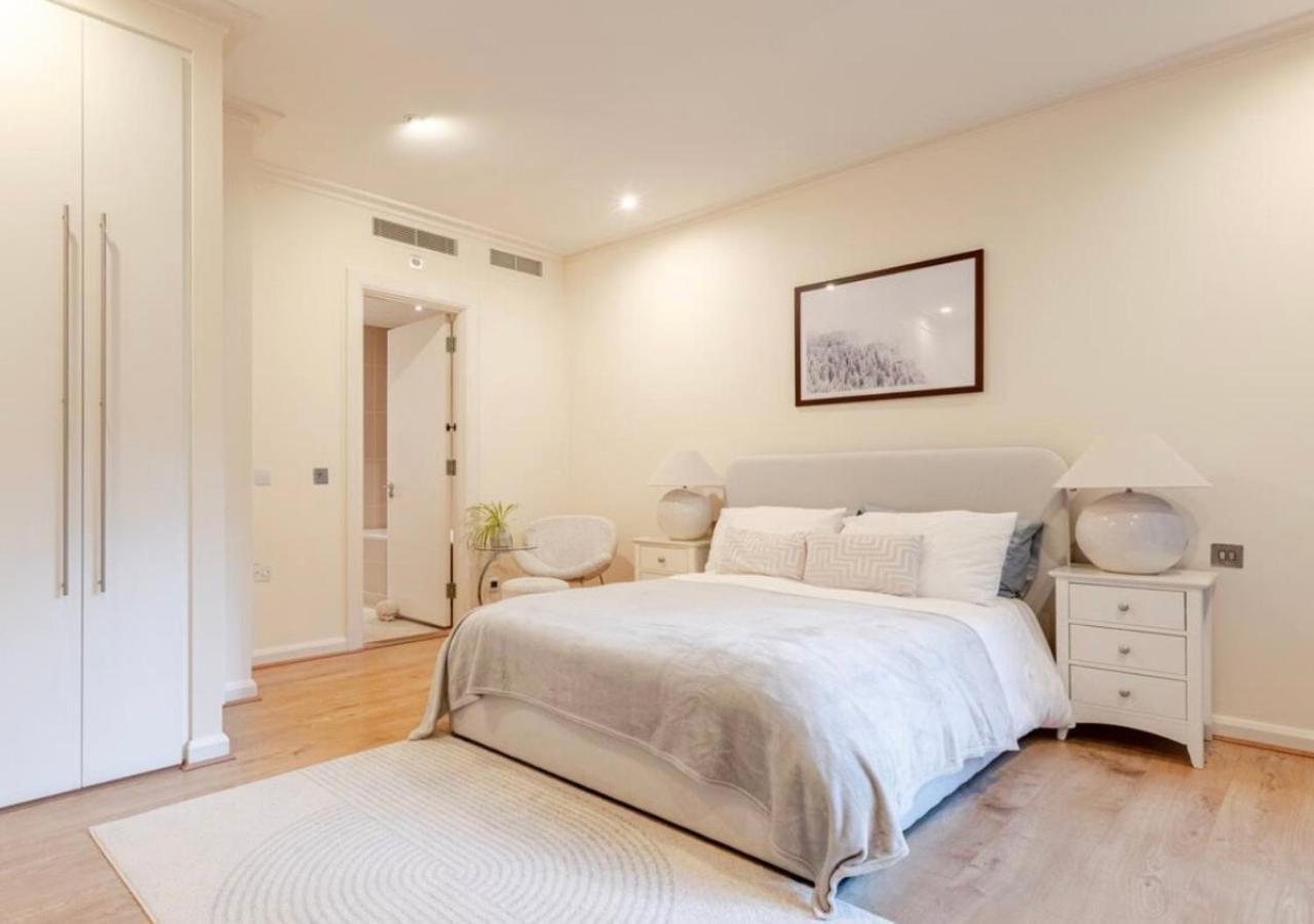 Waterfront Apartament Londra
